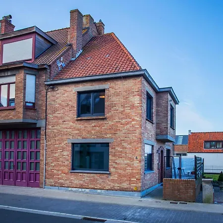 Vakantiehuis Maison Alina - *